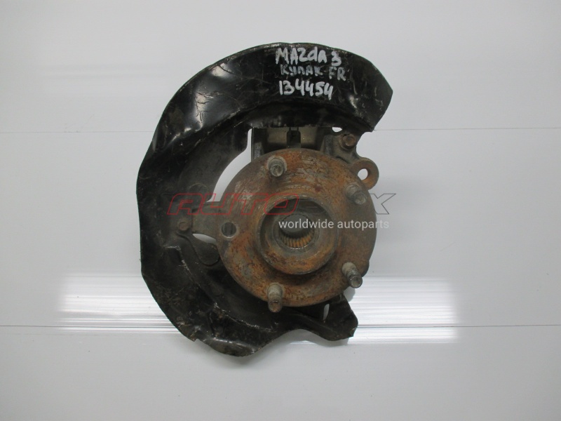 Кулак Передний Правый Mazda 3 (BL) 2009>2013