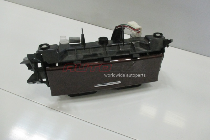 Пепельница/Подочечник/Подстаканник Camry (V50/55) 2012>