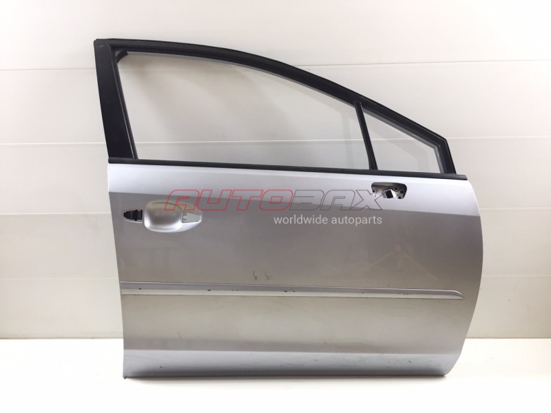 Дверь Передняя Правая Subaru Impreza (G13/G23) 2012>