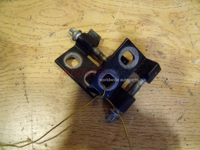 Петля Двери Задней Правой X1 (E84) 2009>