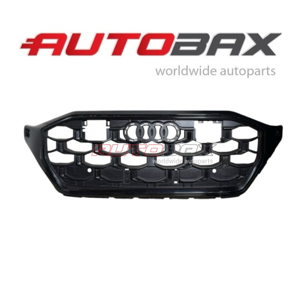 Решетка Радиатора Audi Q8 2018>