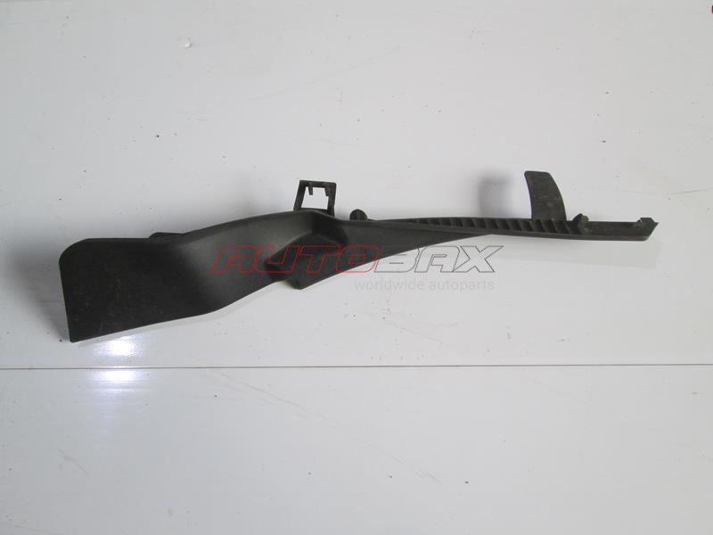 Уголок Жабо Juke (F15) 2011>