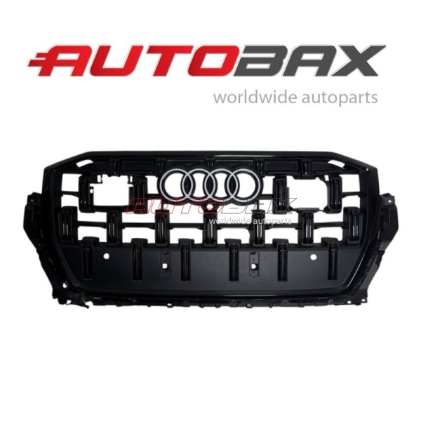 Решетка Радиатора Audi Q7 2015>