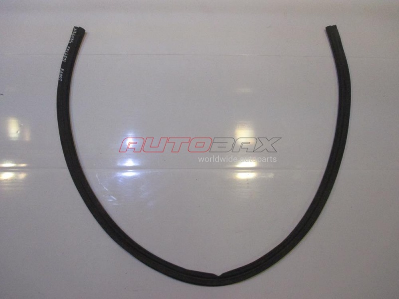 Уплотнитель Капота QX-70/FX (S51) 2008>